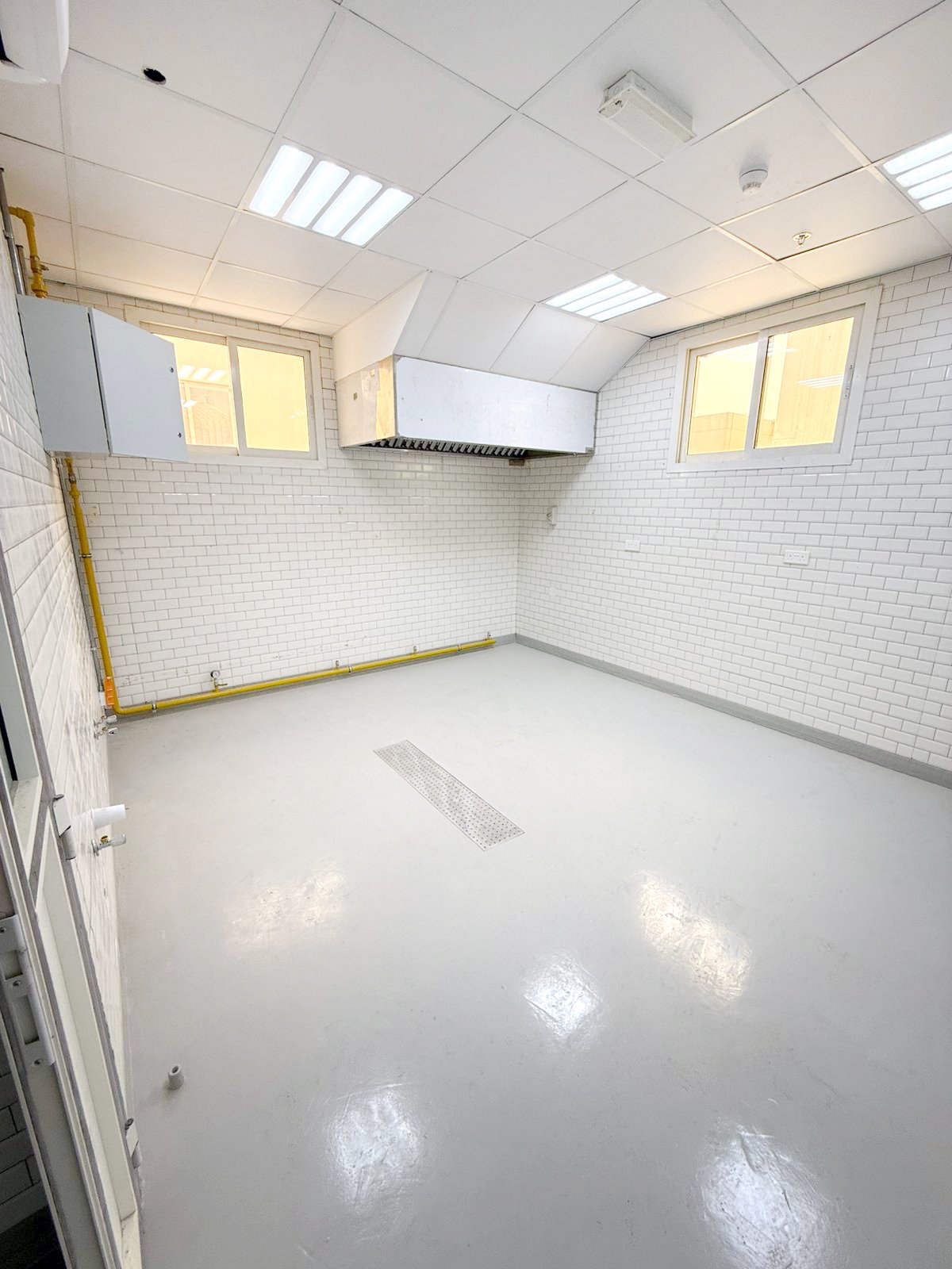 Al Quez Ind 2 Kitchen Space